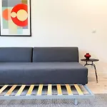 Cozy At Park Near City-center +netflix +wifi 公寓 *