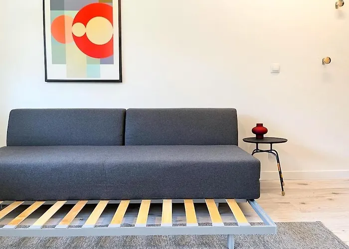 Cozy At Park Near City-center +netflix +wifi Appartamento *