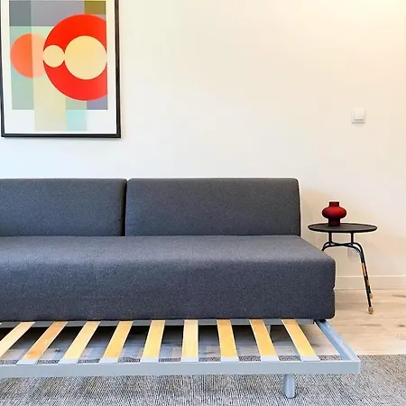 Cozy At Park Near City-center +netflix +wifi アパート *