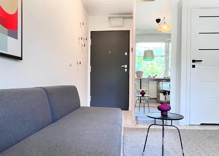 Cozy At Park Near City-center +netflix +wifi Апартаменты Варшава